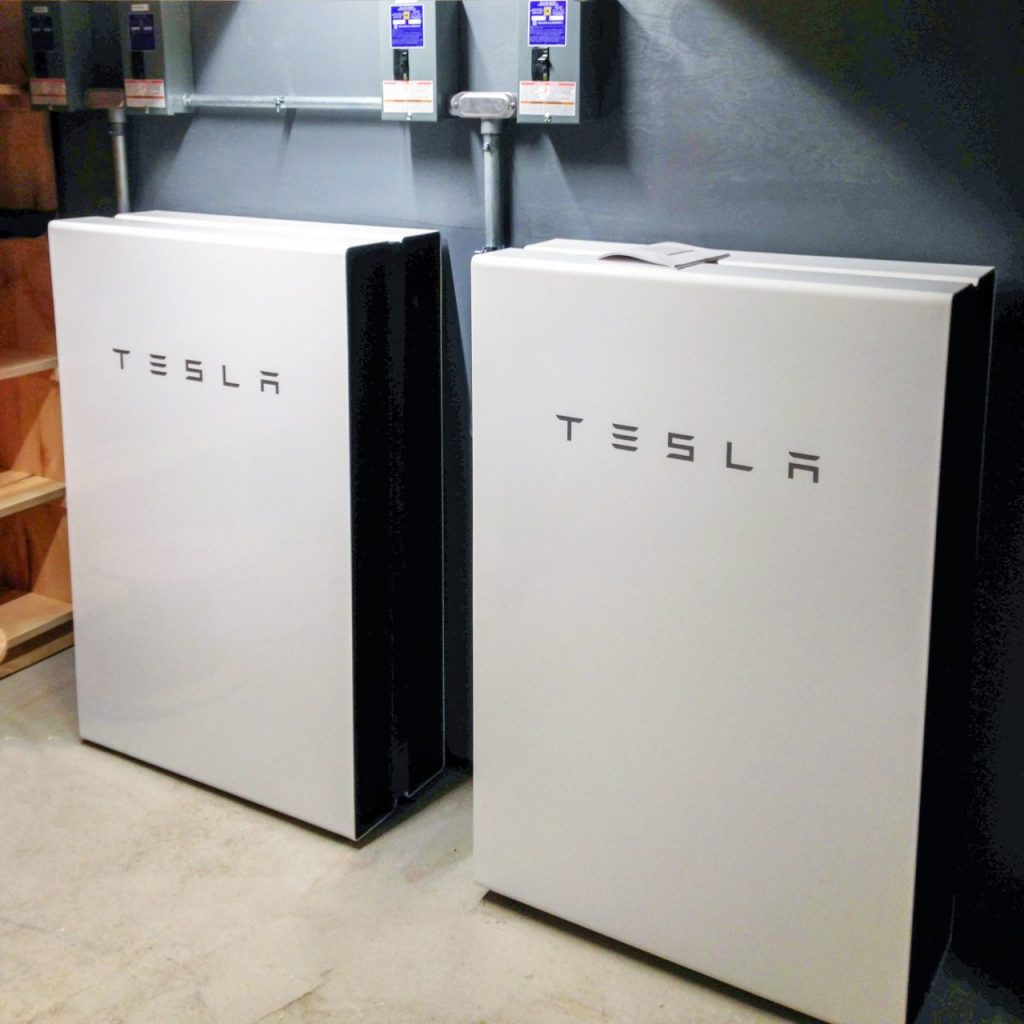 Tesla-Solar-Battery