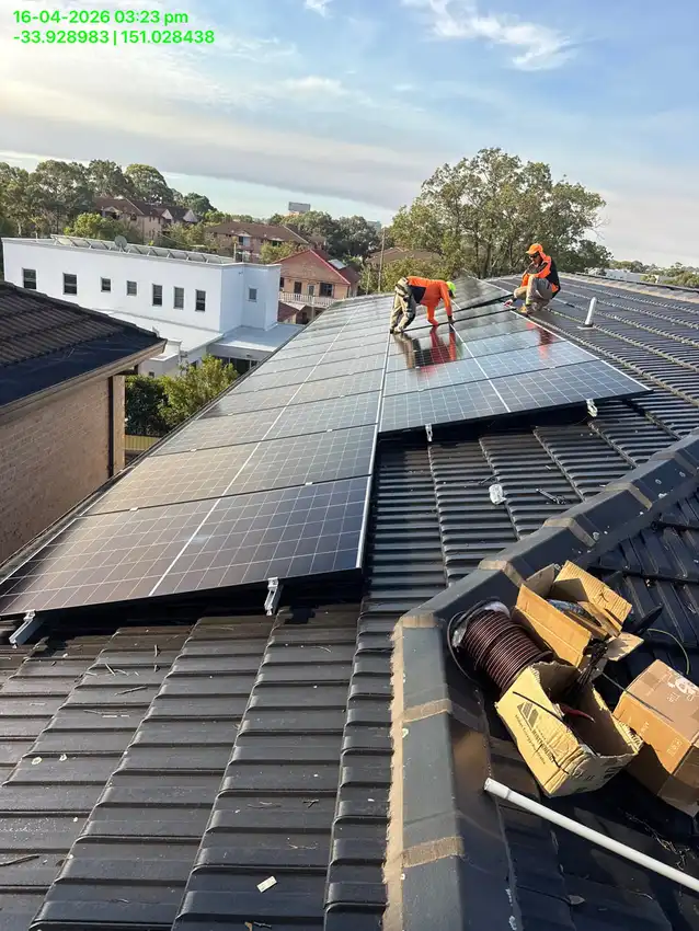 13.2kW solar installing on rooftop
