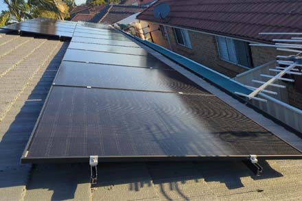 10kW solar panel installed by Solarworld